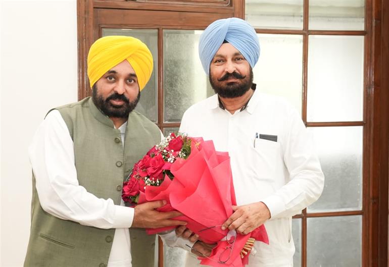 पंजाब के करोड़ो पंजाबियों ने चुनी आम आदमी पार्टी की सरकार: प्रिंसिपल बुध राम