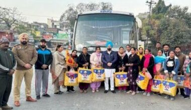 विधायक अजीतपाल सिंह ने बस को तीर्थयात्रा के लिए किया रवाना