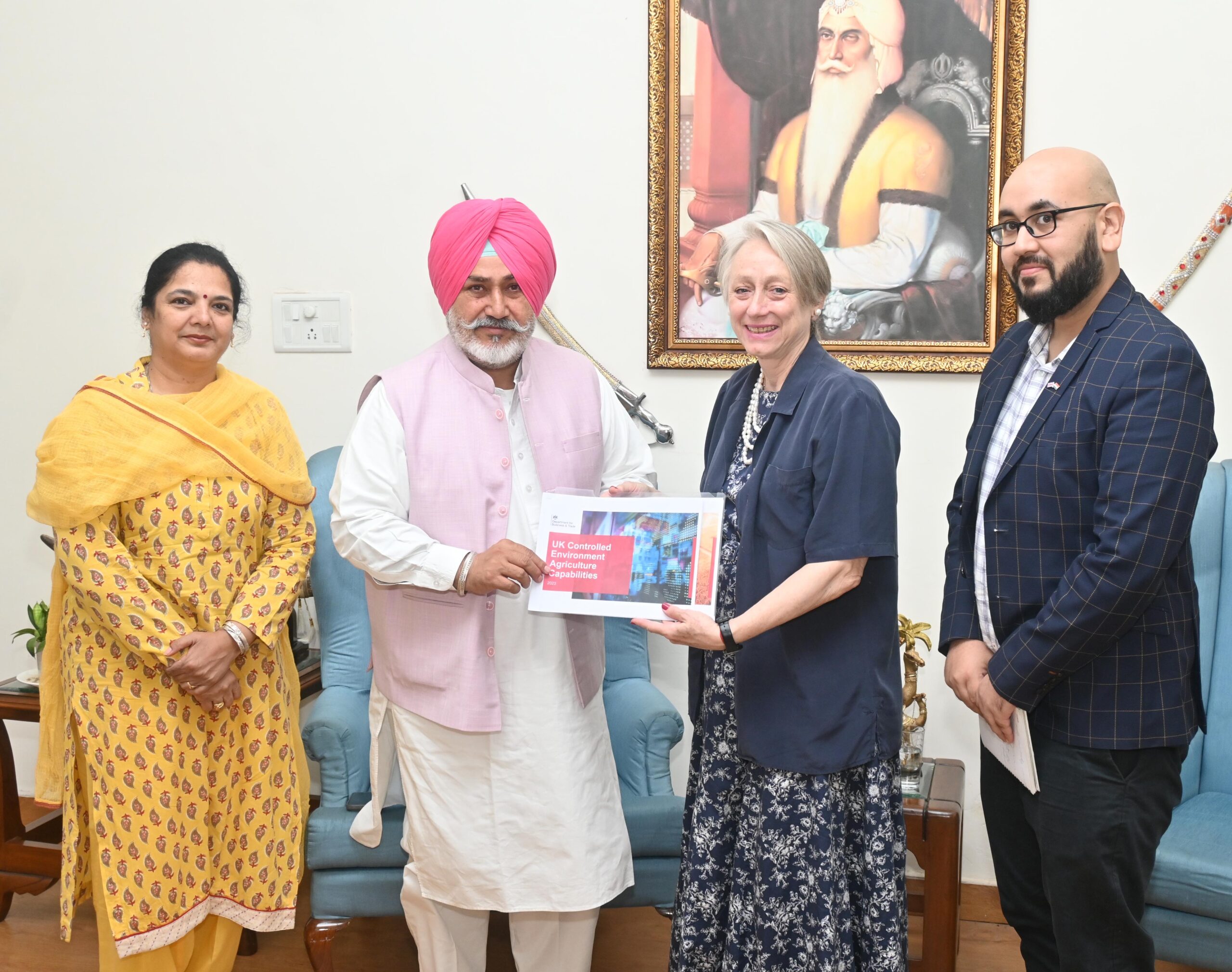 पंजाब द्वारा इंग्लैंड को लीची निर्यात अधिक प्रफुलिल्त करने हेतु नए अवसरों की तलाश: चेतन सिंह जौड़ामाजरा